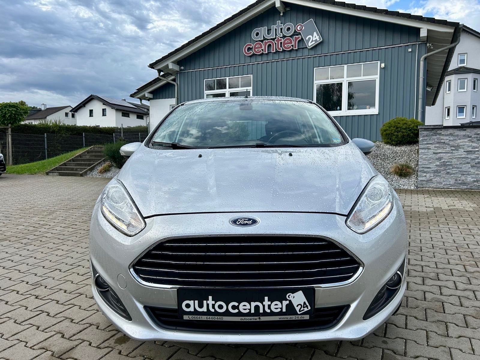 Fahrzeugabbildung Ford Fiesta Titanium