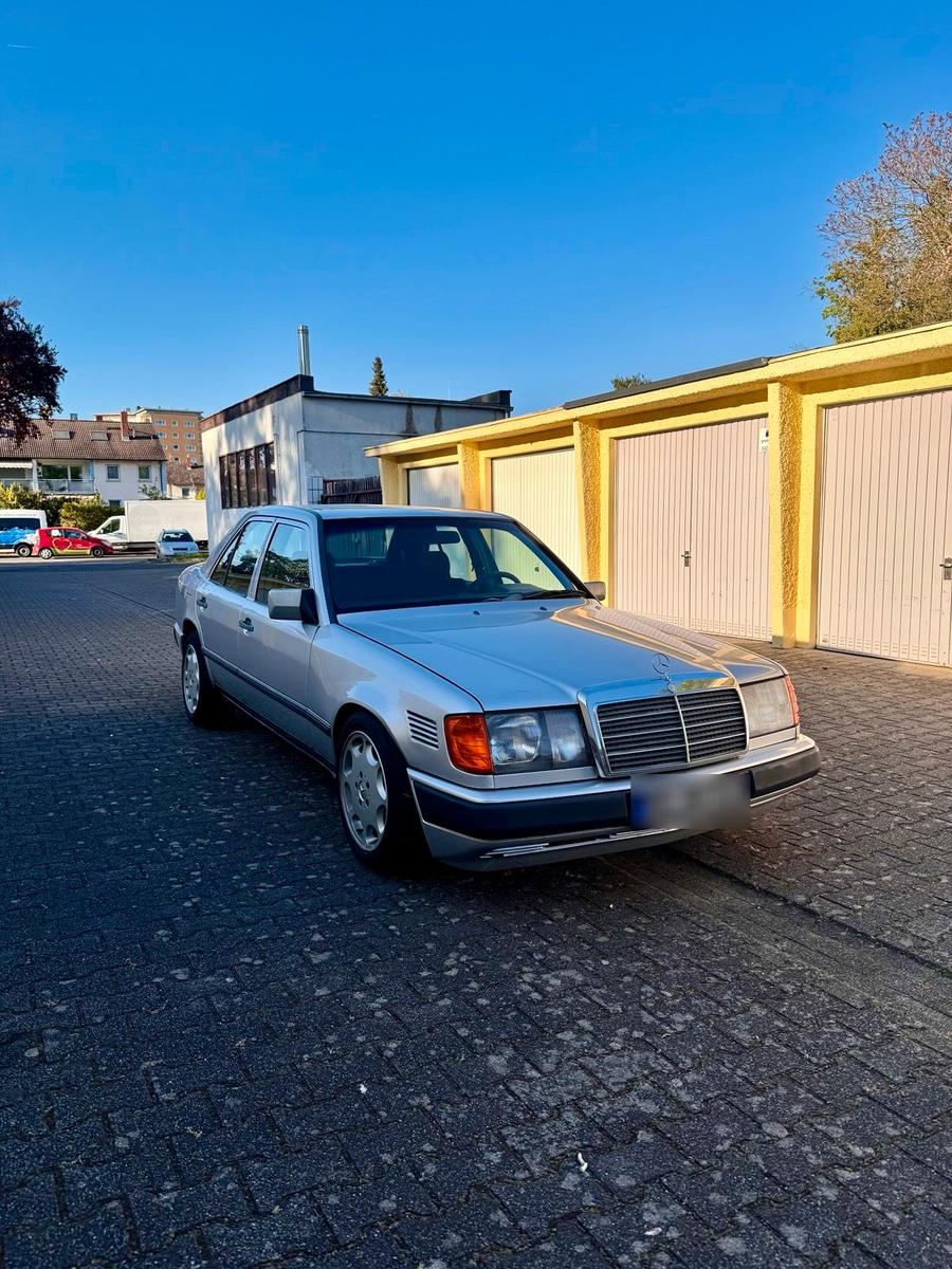 Mercedes-Benz E 250