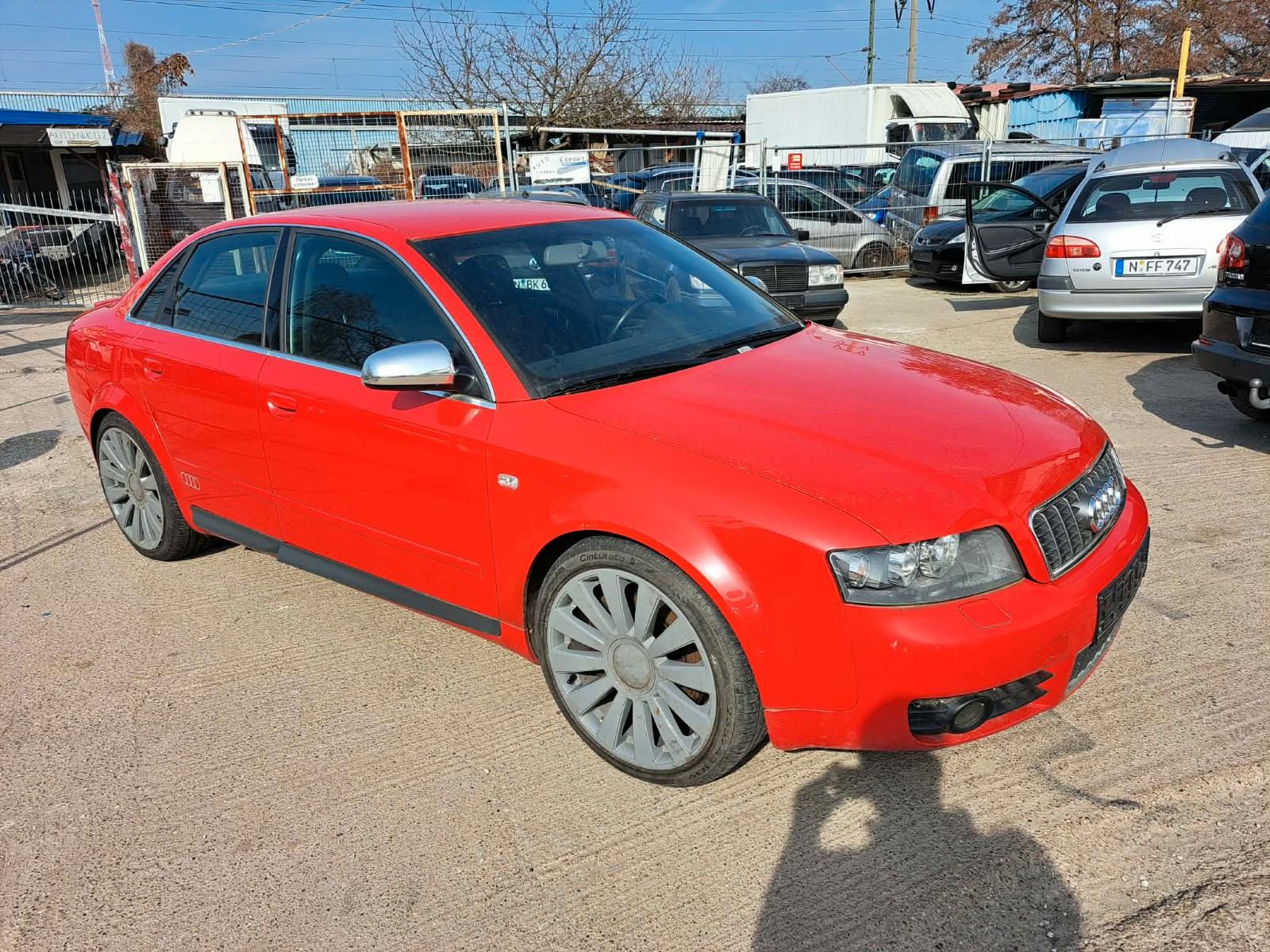 Audi S4 4.2 Quattro Schalter Leder Xenon Sportauspuff
