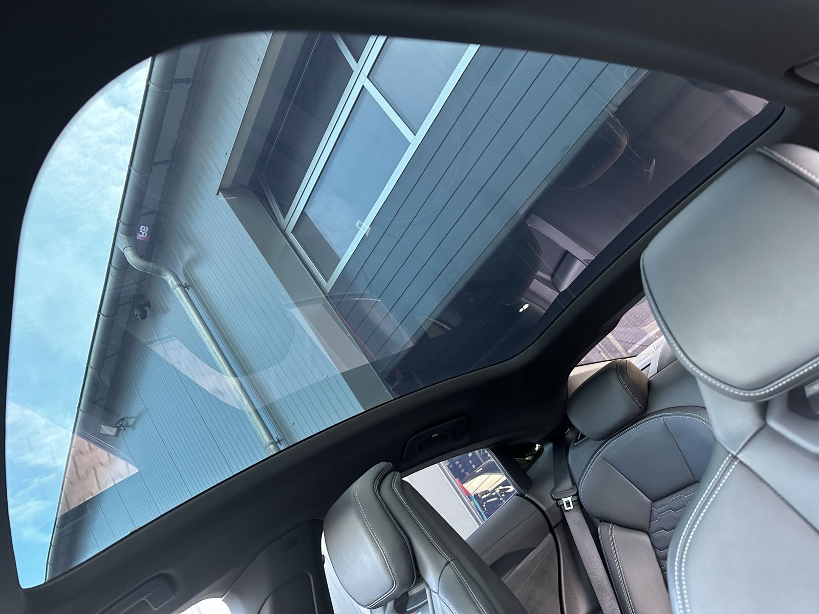 Fahrzeugabbildung Audi RS e-tron GT Qu NAV+LED+HUD+360°+PANO+B&O+VCOCK