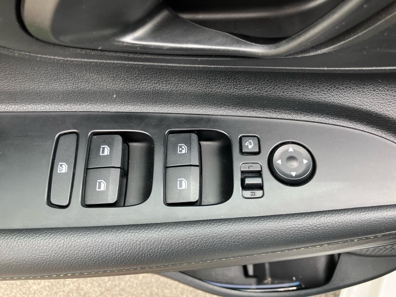 Fahrzeugabbildung Hyundai i20 INTRO KLIMAA*ZV*USB*LM*