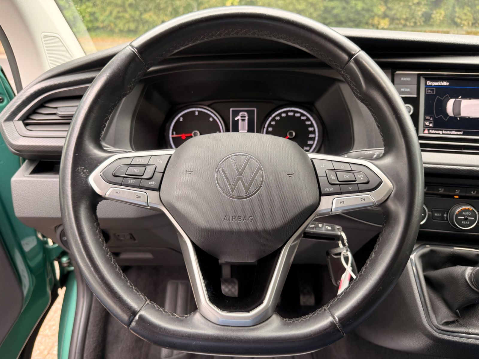 Volkswagen T6.1 Multivan 2,0 TDI FWD Family SZH Kamera AHK foto 14
