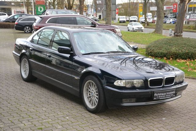 BMW 740i Individual*LEDER*NAVI*TOP ZUSTAND