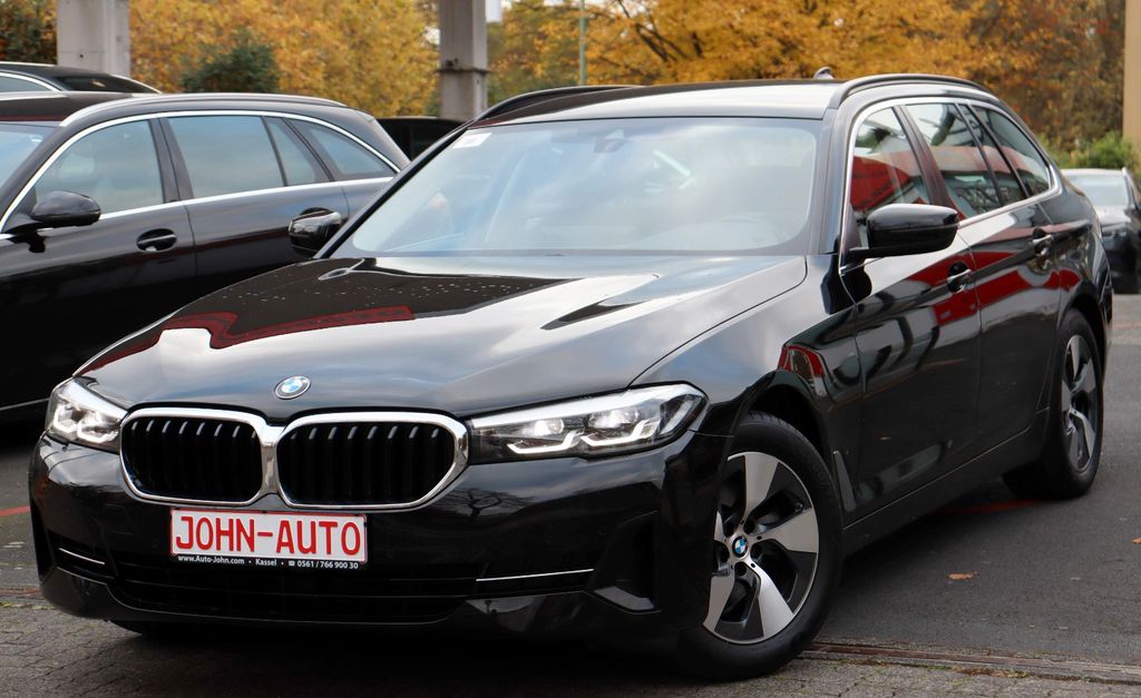 BMW 520 d xDrive *Standheizung*LED*1.Hd*AHK*