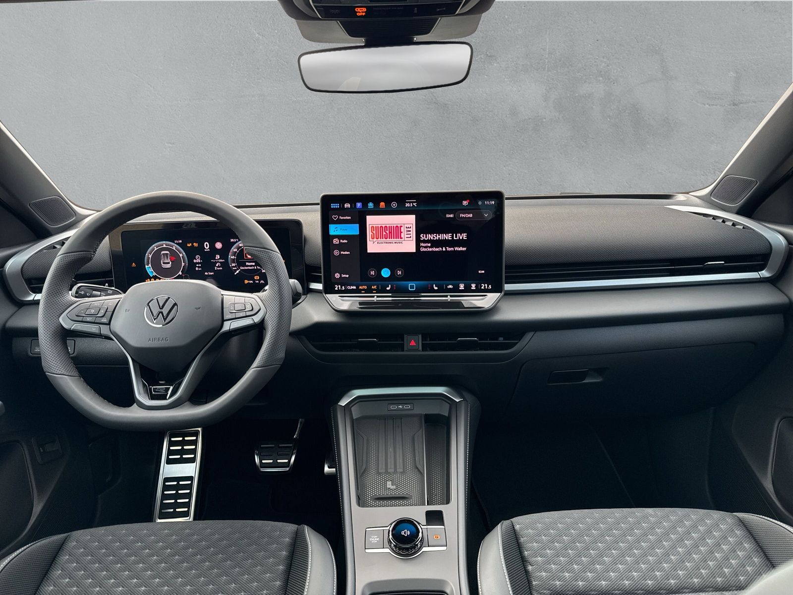 Fahrzeugabbildung Volkswagen T-Roc R-Line TSI 110 kW 7-Gang DSG