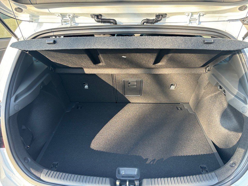 Fahrzeugabbildung Hyundai i30 1.0T 100PS DCT ADVANTAGE Plus-Paket