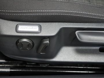 Volkswagen Passat Variant 1.5 DSG AHK LED  Kamera