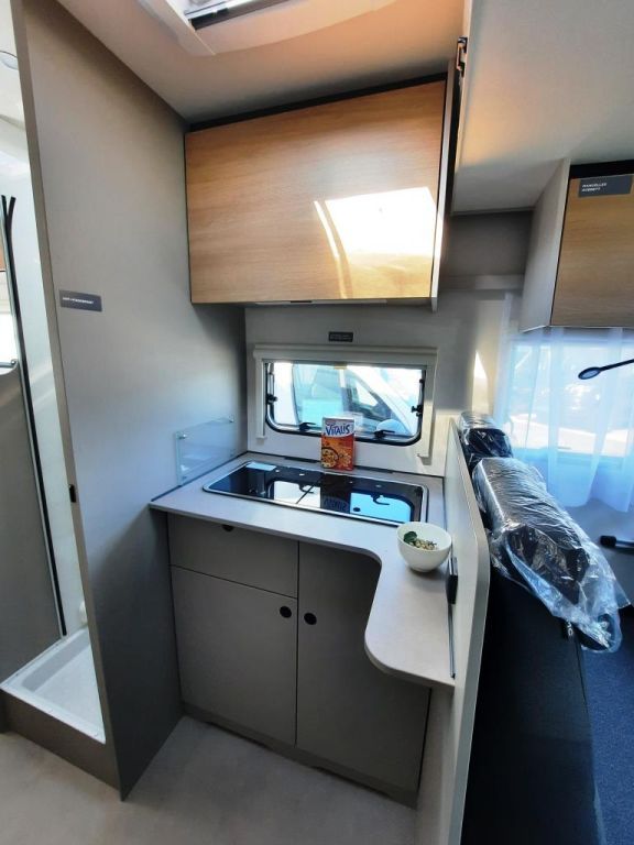 Fahrzeugabbildung LMC Tracer 730 EL Verfüg./Sparen Sie 9.271,- €