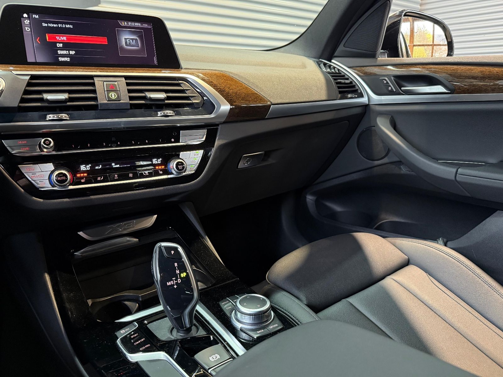 BMW X3 sDrive30i xLine/RFK/CARPLAY/LED/NAVI foto 16