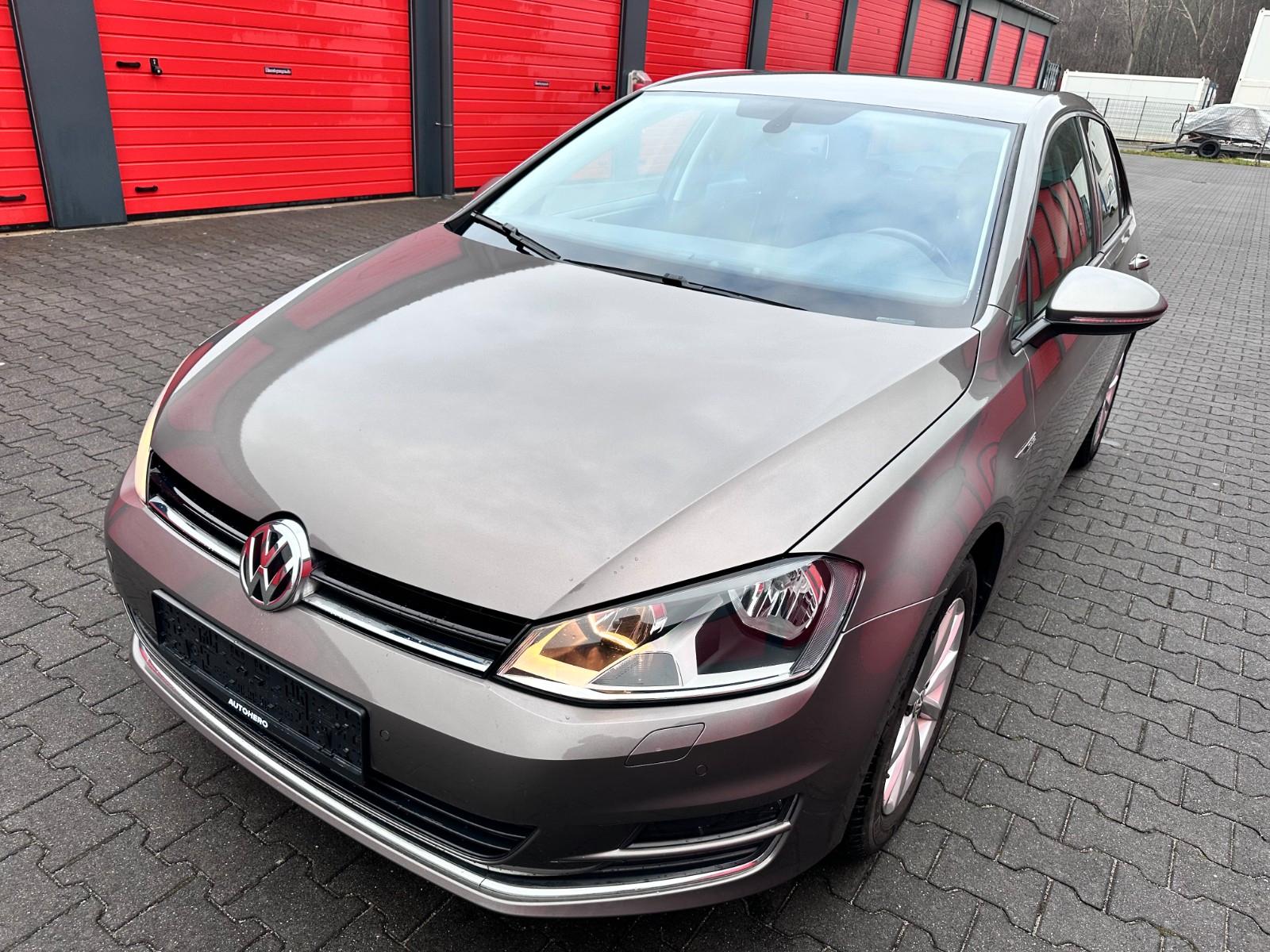 Volkswagen Golf VII Lim. Lounge BMT