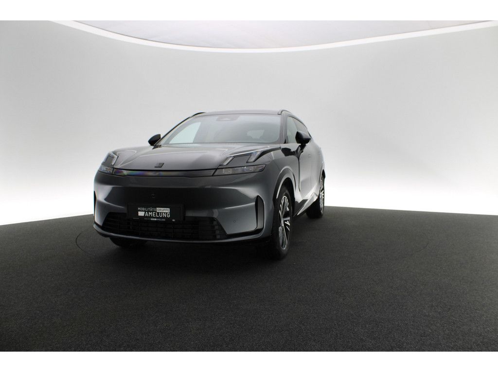 Lynk & Co 08
