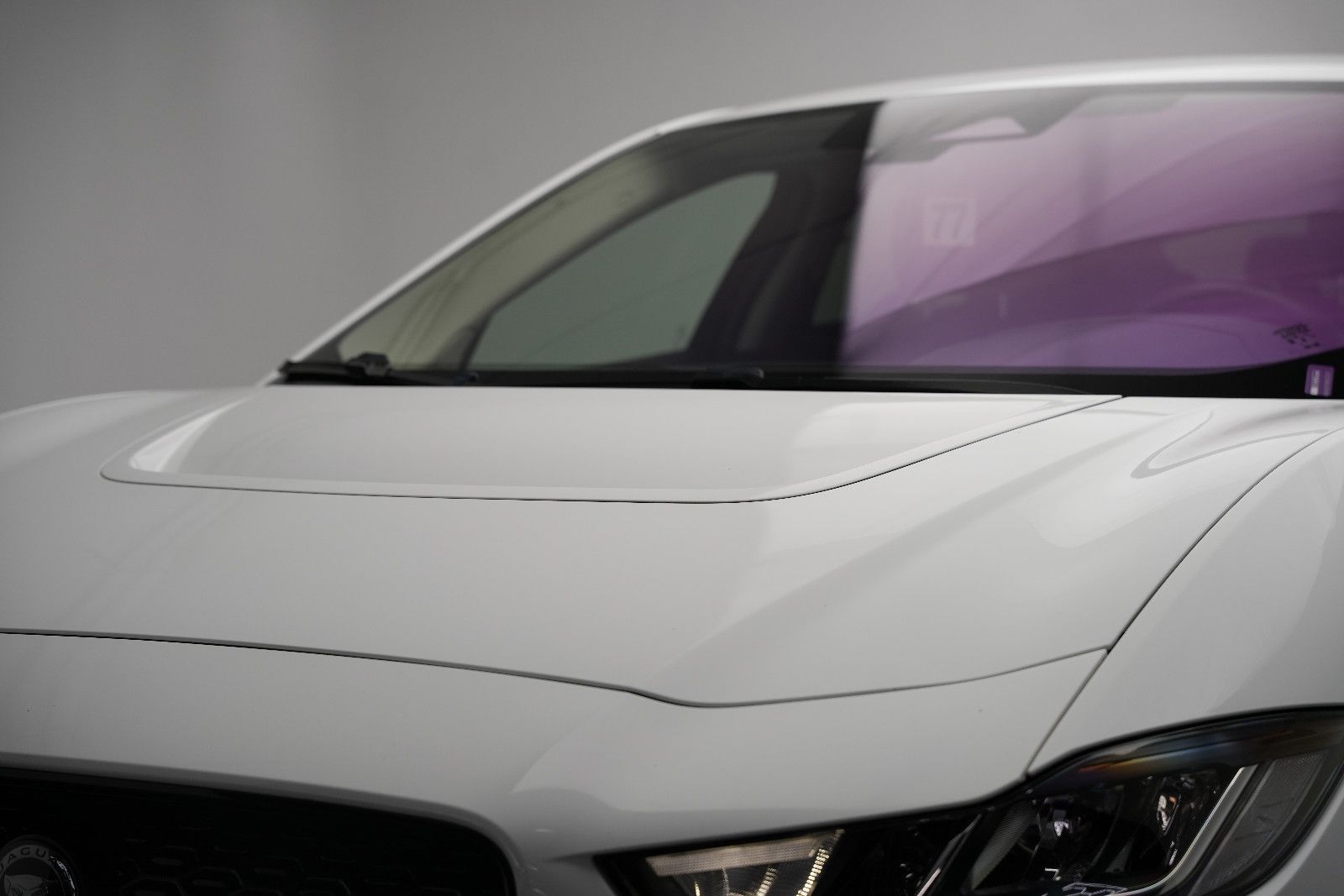 Fahrzeugabbildung Jaguar I-PACE 400 AWD/Black-Pack/CarPlay/MERIDIAN/89,6%