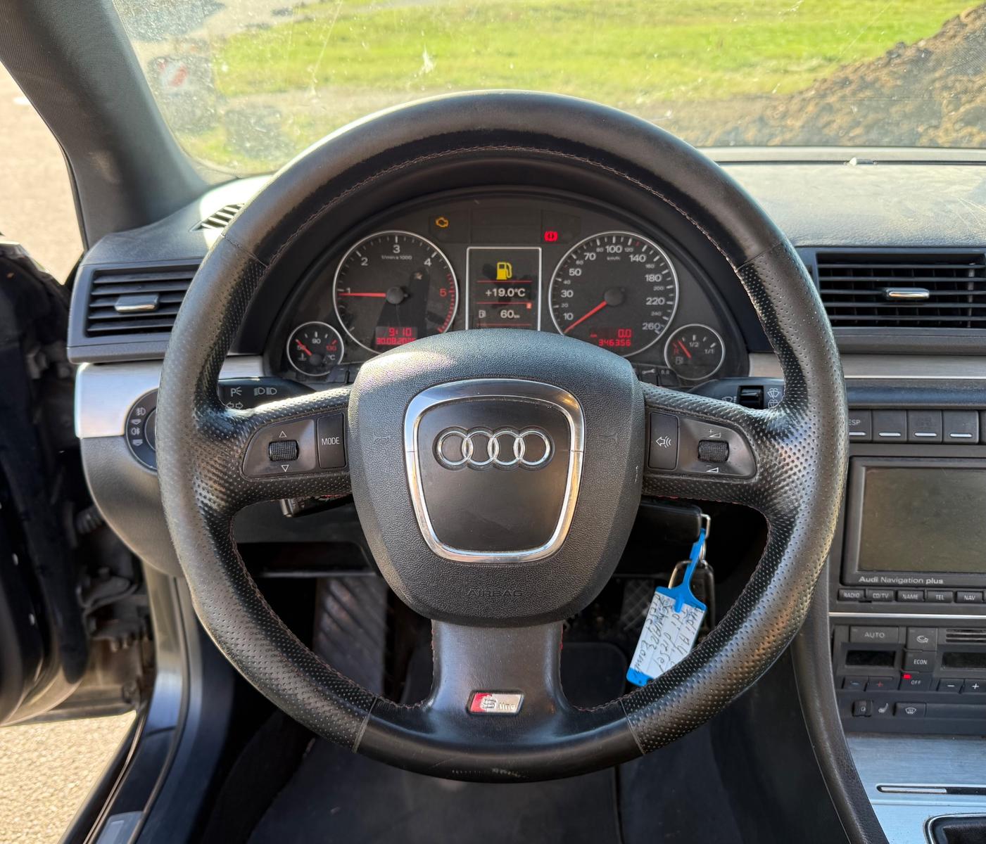 Audi A4 2007 — photo 14
