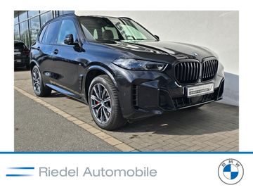 BMW Leasingangebot: BMW X5 xDrive30d M Sportpaket Pro Pano Standhzg h/k