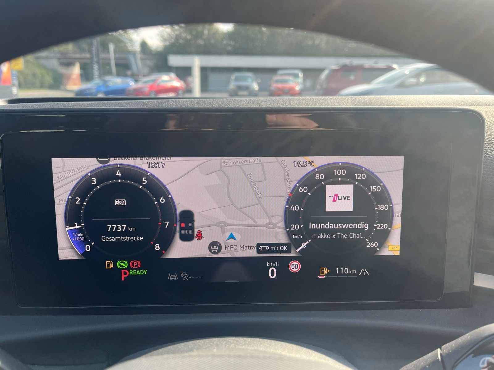 Fahrzeugabbildung Volkswagen T-Roc 1.5 eTSI 110 kW R-Line