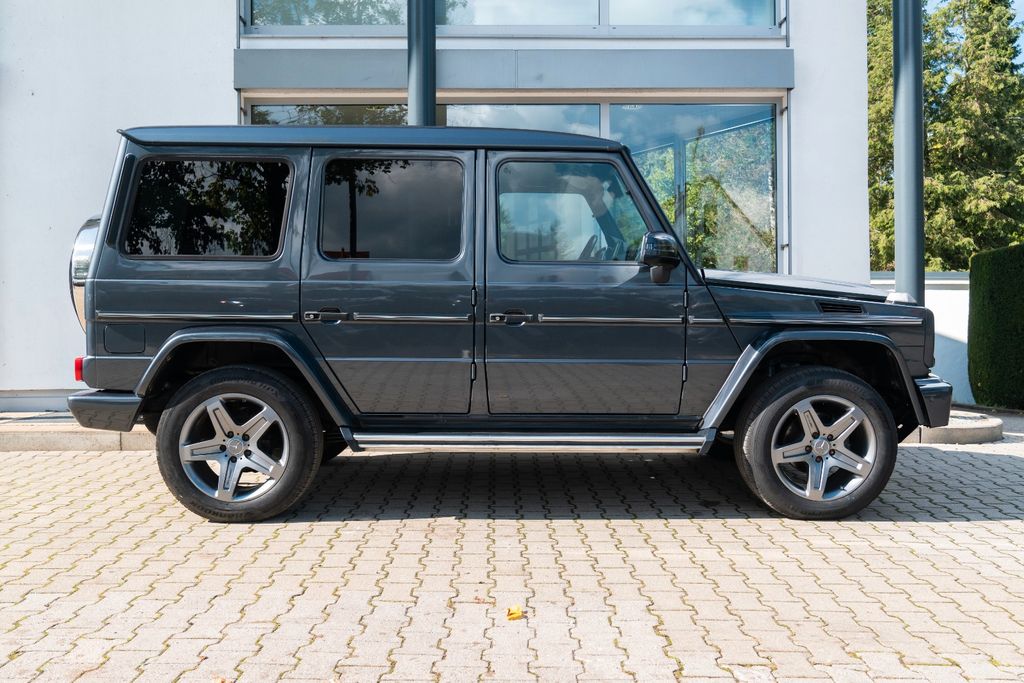 Mercedes-Benz G 350 d/ EXKLUSIV/ HARMAN-KARDON/ 19"/ SPORT PAK Mercedes-Benz G 350 d/ EXKLUSIV/ HARMAN-KARDON/ 19"/ SPORT PAK