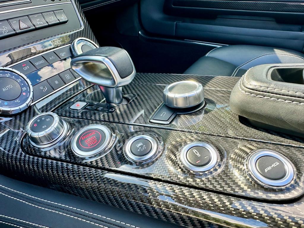 Mercedes-Benz SLS AMG