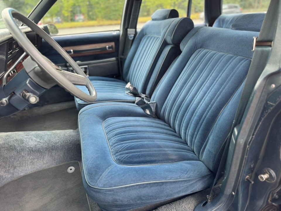 Fahrzeugabbildung Chevrolet Caprice Station Wagon LPG HU H gerade gemacht