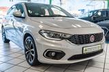 Fiat Tipo Lounge 1.6 Diesel Kamera PDC Navi Klima - mit Diesel-Antrieb: Silber, Limousine