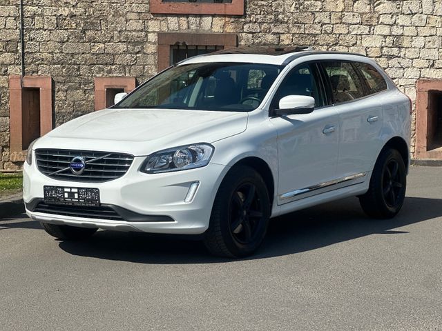 Volvo XC60 SUMMUM D4*MODELL 2017+PANORAMA*