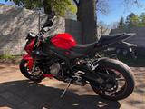 BMW S1000R - Akrapovic, Sport- und Dynamikpaket - Motorräder in Erfurt
