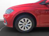 Volkswagen Polo Life 1,0 59 kW (80 PS) 5-Gang - Volkswagen Polo: Rot