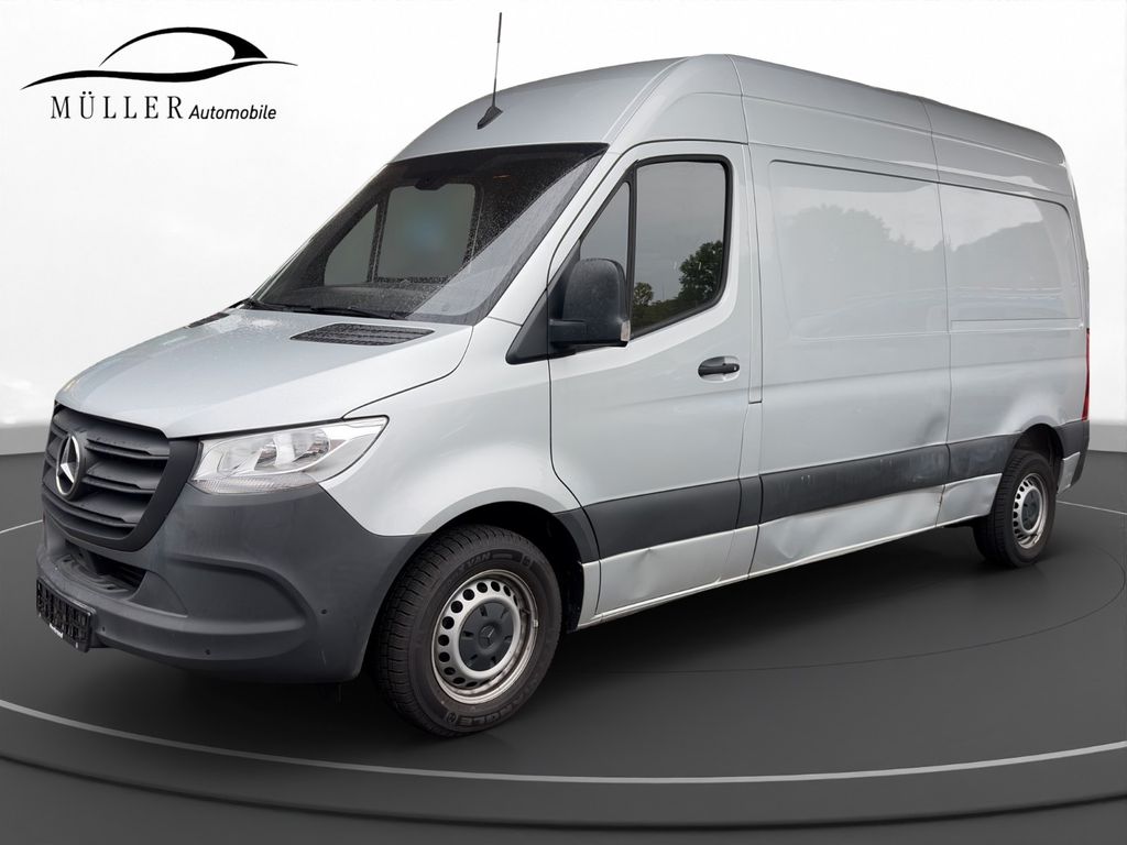 Image of Mercedes-Benz Sprinter
