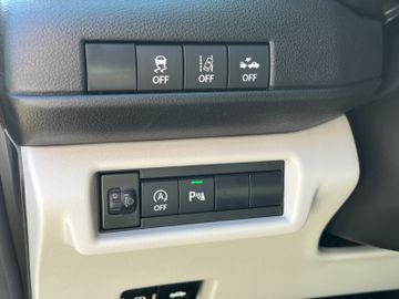 Fotografie 14 des Suzuki Swift 1.2 Dualjet Hybrid 61 kW Comfort+