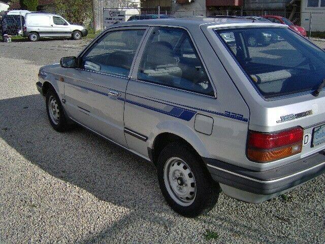 Mazda 323