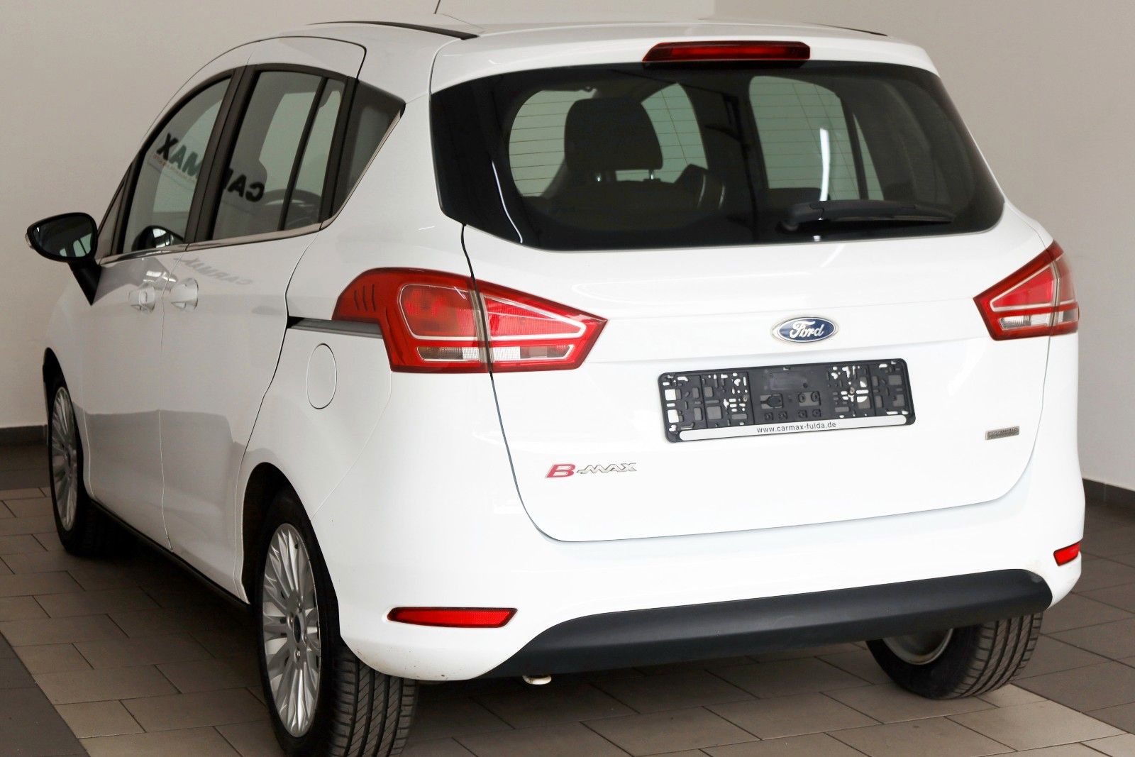Fahrzeugabbildung Ford B-MAX Titanium SH, Cool & Sound-Paket 3,SR+WR