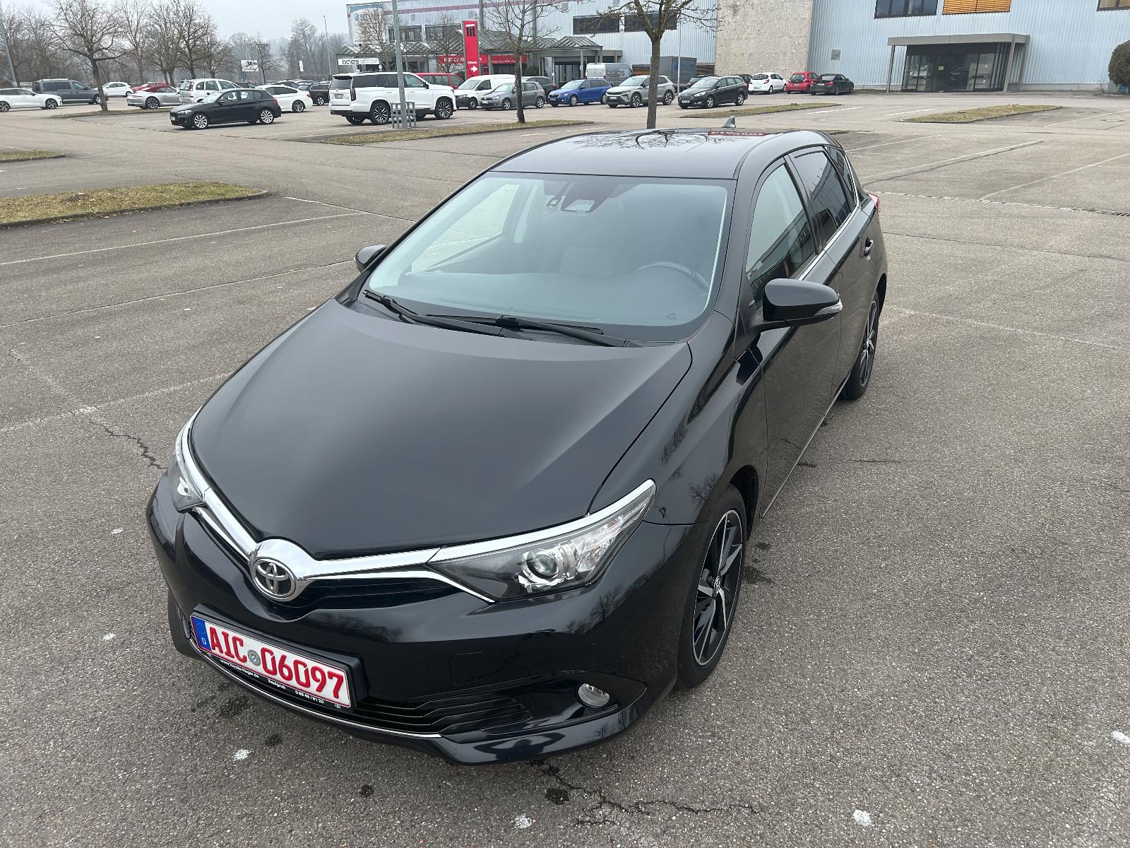 Toyota AurisEditionS+BusinessPaket-Kamera-Navi-PDC-SHZ-