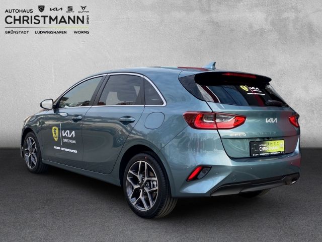 Fahrzeugabbildung Kia Ceed ULTIMATE EDITION 1.5 T-GDI DCT *STYLE-PAKET