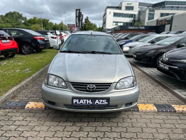 Toyota Avensis  1.8 Linea Sol