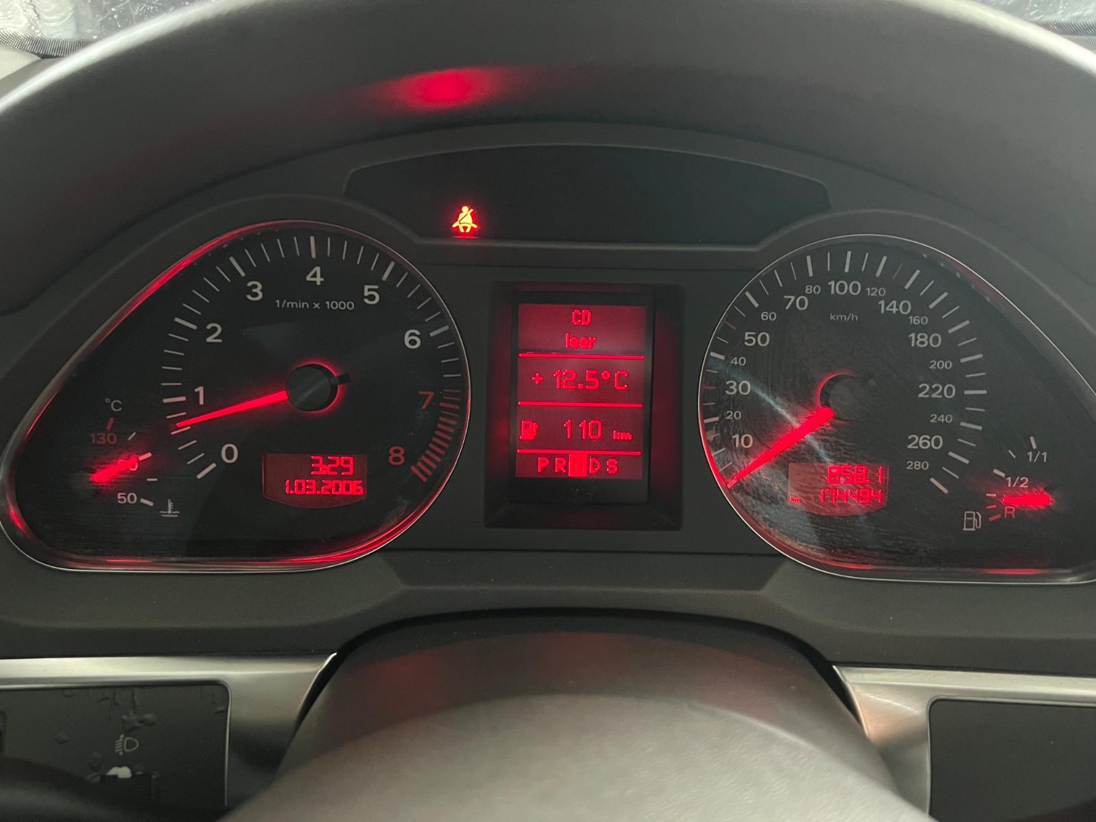 Audi A6 2005 — photo 18