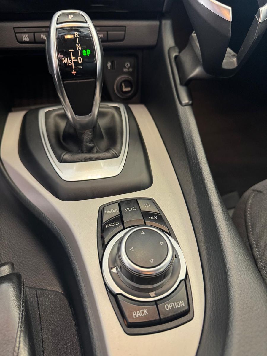 Fahrzeugabbildung BMW X1 18 d xDrive /NAVI/XENON/ALLRAD/GARANTIE
