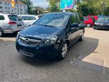 Opel Zafira B 1.8 Design Edition Climatronic-7-Sitze - Opel Zafira: Design Edition