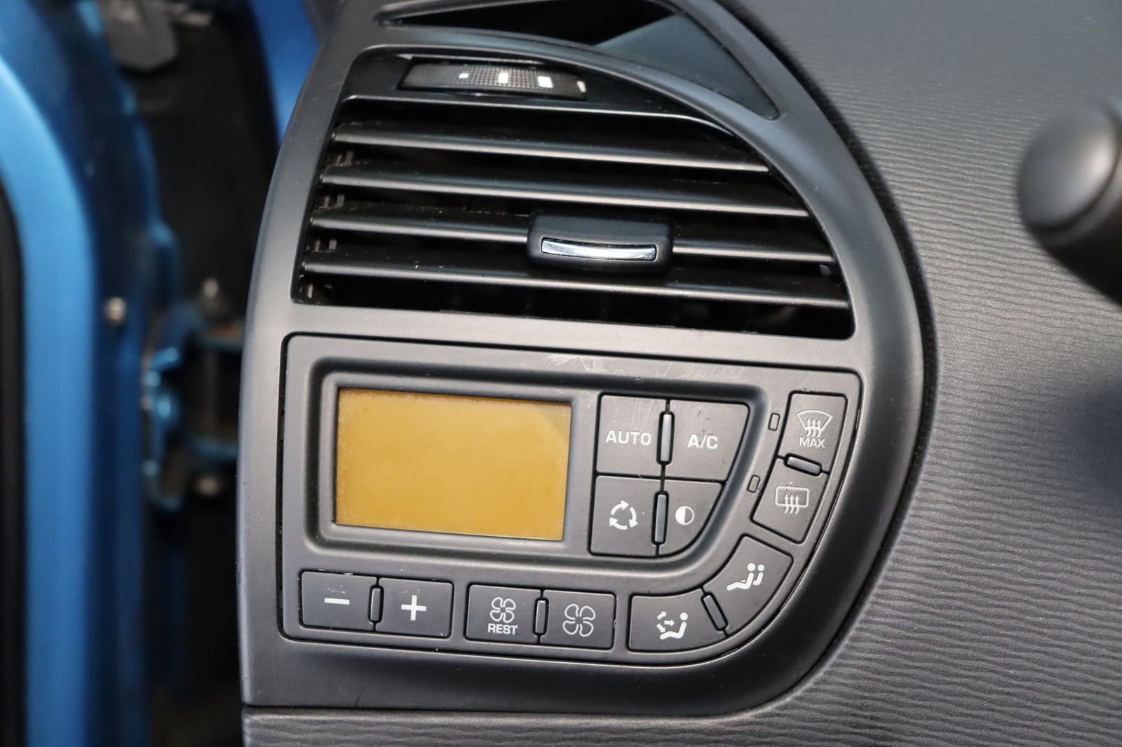 Fahrzeugabbildung Citroën C4 Picasso 1.8 16V Tendance aus 1. Hand