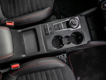 Ford Kuga ST-Line X HUD AHK klapp. Navi Digi-Cockpit