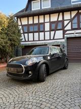 MINI Mini One Blackyard BJ 2017 Cooper - erste ... - MINI Cooper E Benziner Gebrauchtwagen