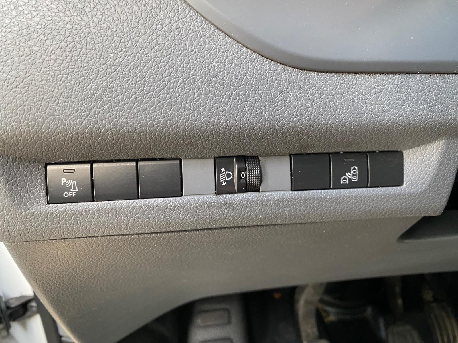 Peugeot Expert 2,0BlueHDI L2 2x Schiebetüren AHK PDC SHZ