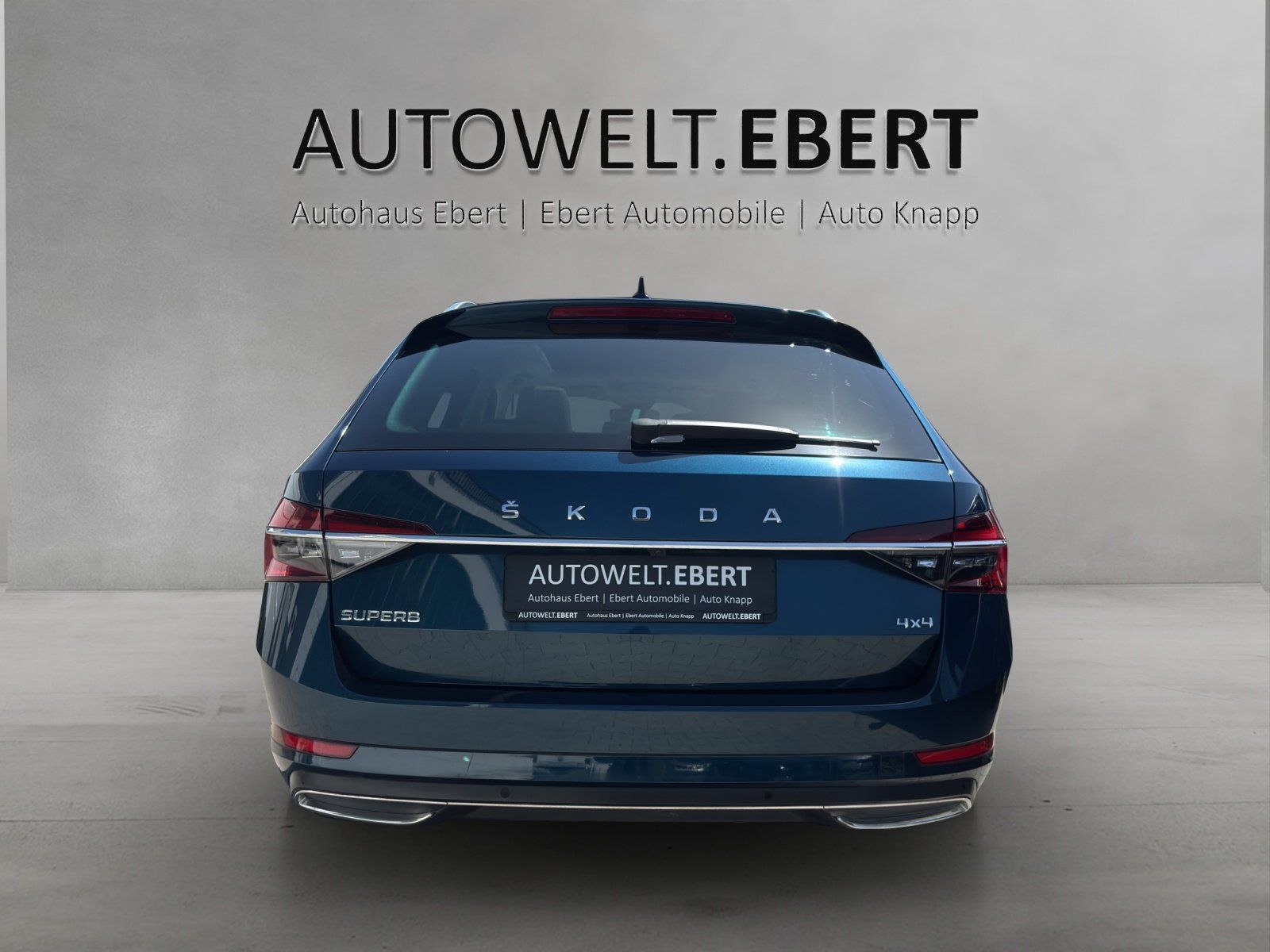 Fahrzeugabbildung SKODA Superb Combi 2.0 TDI L&K 4x4/PANO/AHK/ACC/360°KA