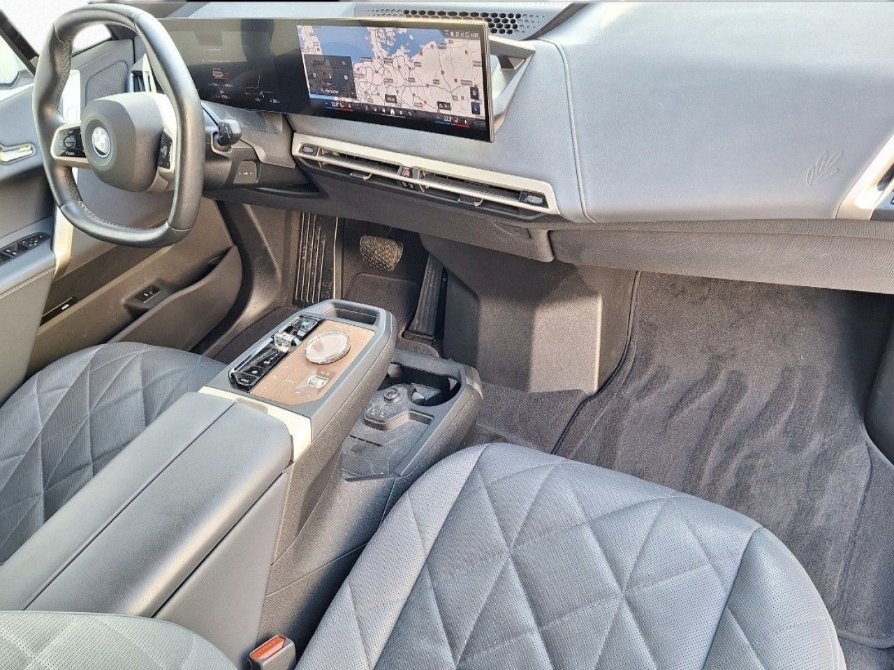 BMW iX - Bild 11