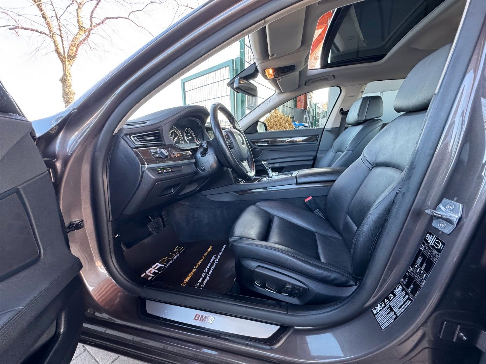 Fahrzeugabbildung BMW 750i xDrive *Bi-Xenon*Top Zustand*Kamera*Memory*