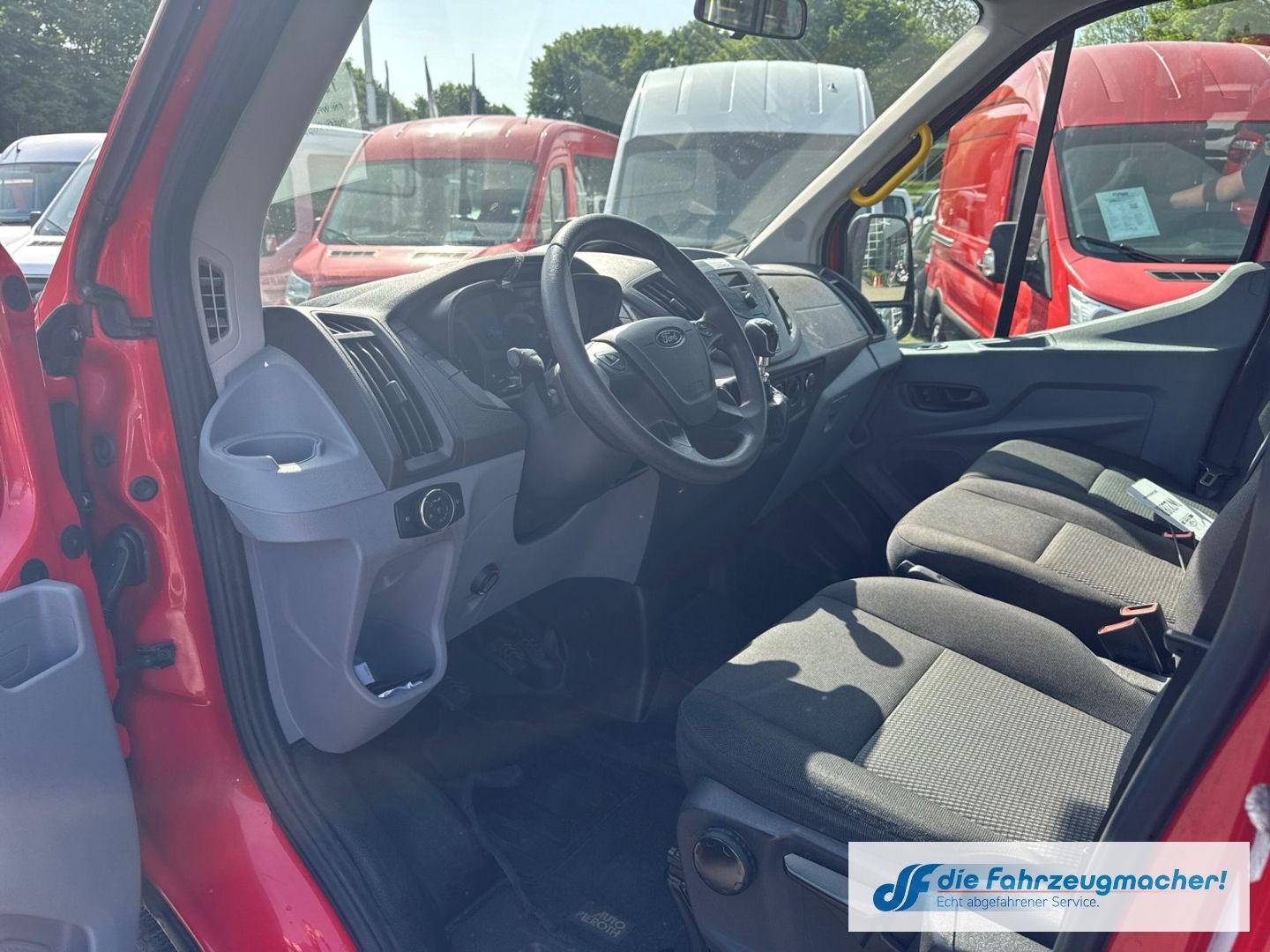 Fahrzeugabbildung Ford Transit Kombi 350 L3 *2378