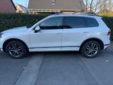 Volkswagen Touareg 3.0 V6 TDI Executive Edition - Volkswagen Touareg: 3.0