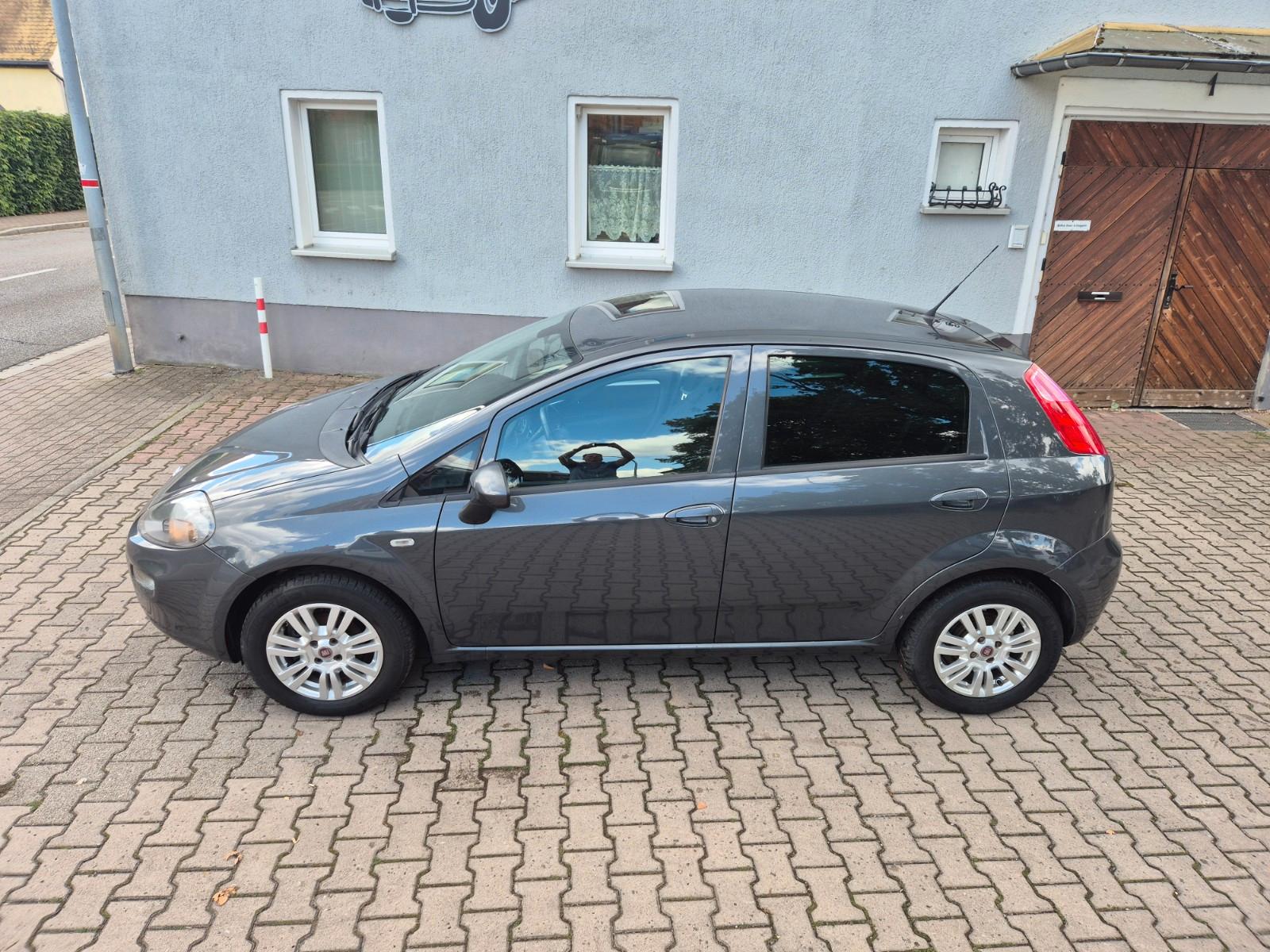 Fiat Punto 1.2 Lounge,Navi,Klimaaut,TÜV neu