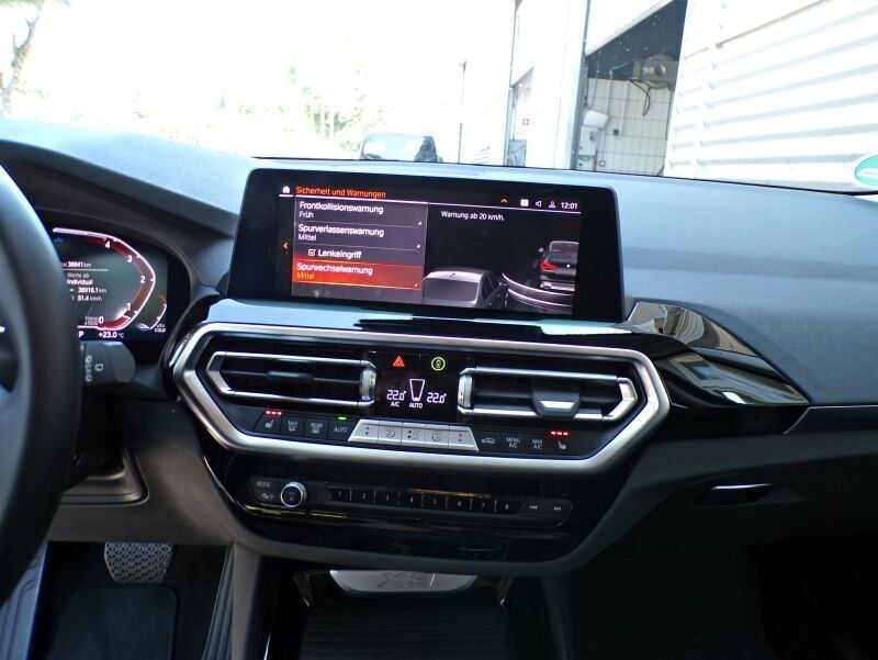 BMW X3 xDrive20d LED Drive/ParkAssist Sportsitze LM foto 13