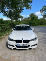 BMW 330d xDrive M-Paket  - BMW 330 aus 2013 mit Diesel-Antrieb: Limousine