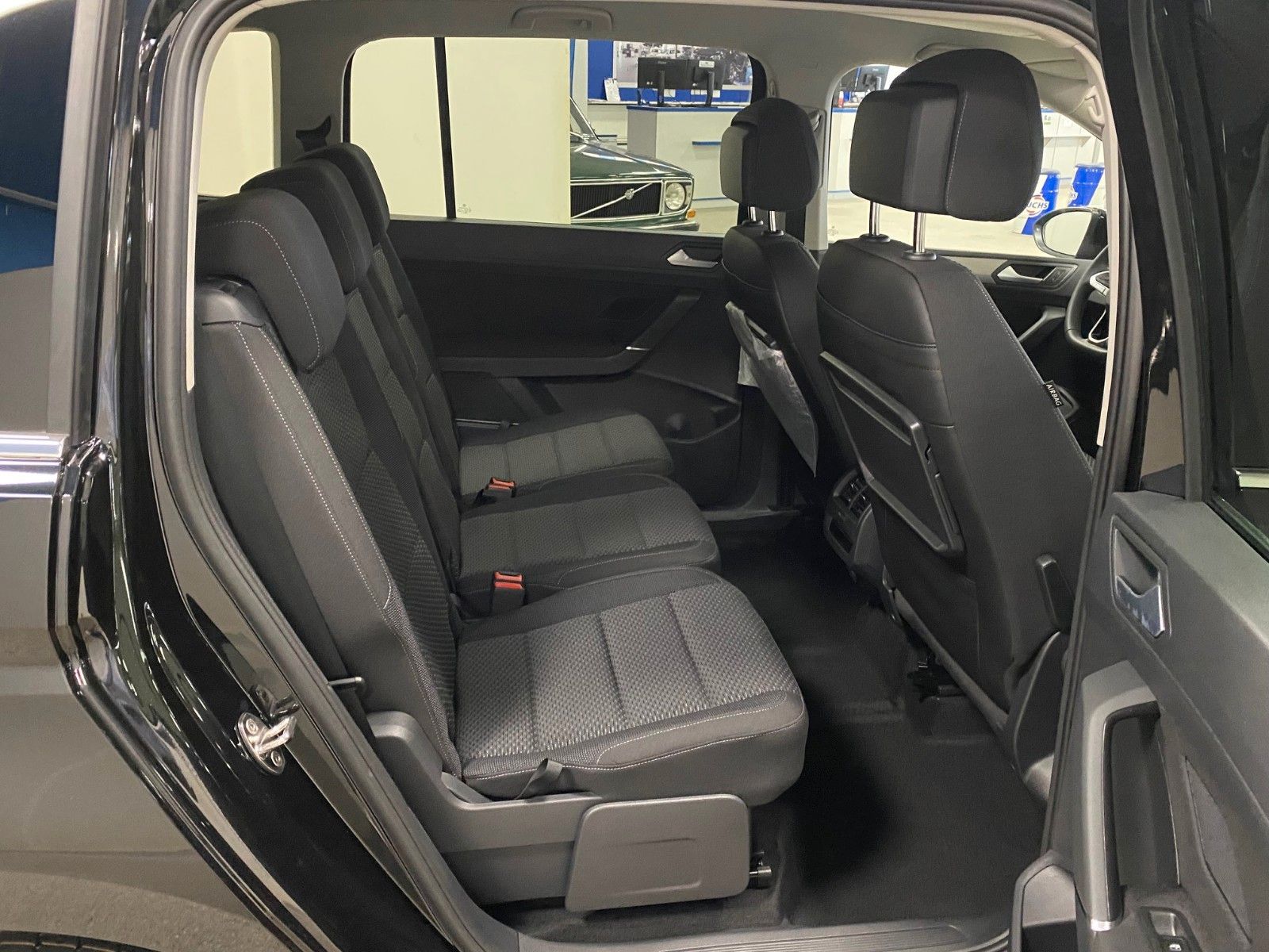 Fahrzeugabbildung Volkswagen Touran 1.5 TSI OPF DSG+ACC+NAVI+4J. GARANTIE+AHK