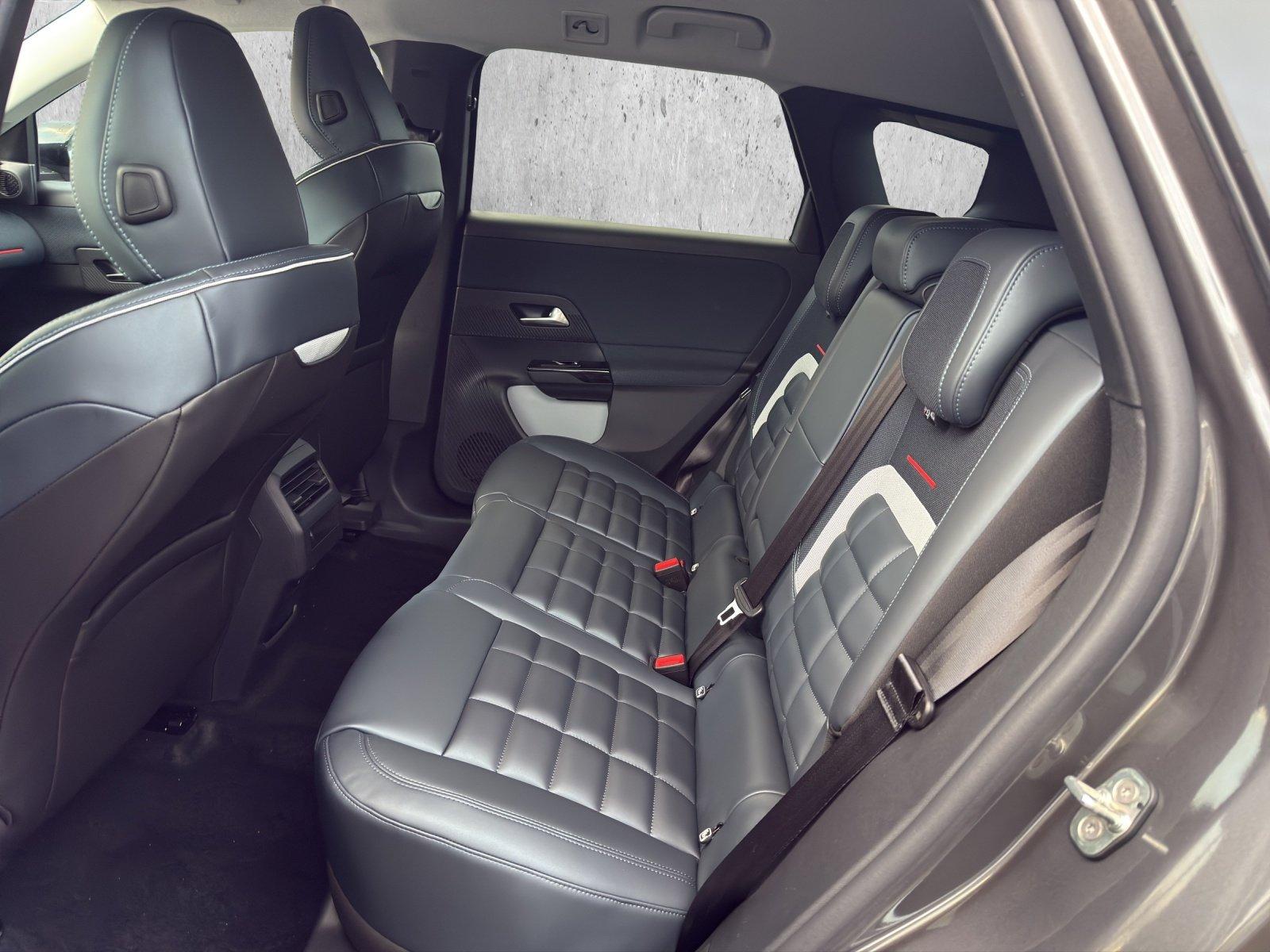Citroën C5 Aircross Max 145 Hybrid Allwetterreifen+AHK